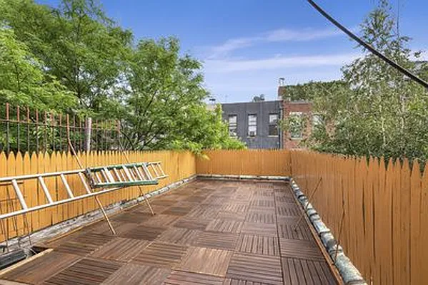 Rented by Compass | media 3