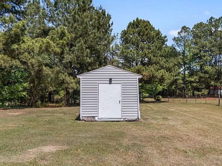 5312 Swanns Station Rd — Photo 8
