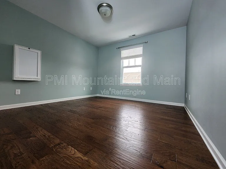 19 Barnett Shoals Dr — Photo 16