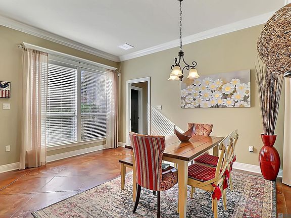 4th image of 15719 Parkside Ct