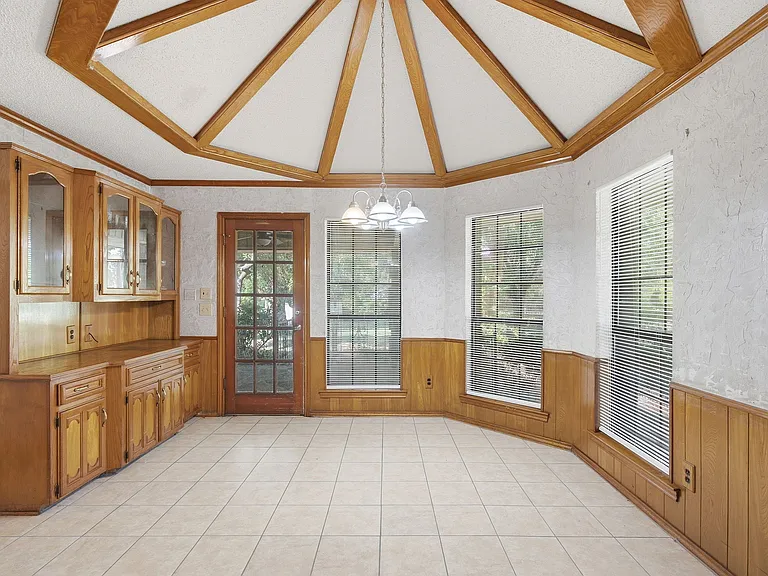 999 W Forest Grove Rd — Photo 13