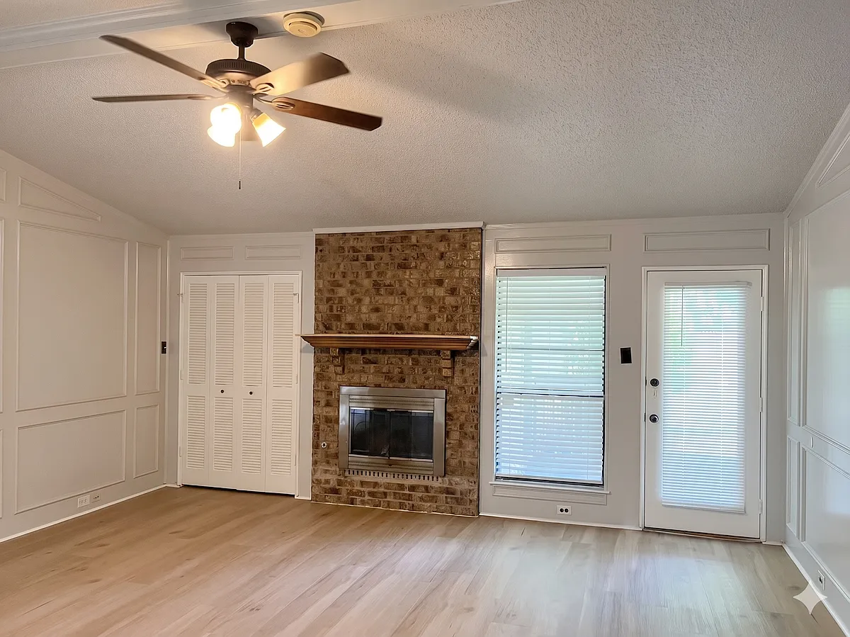 Building Photo - 4517 Jenning Dr