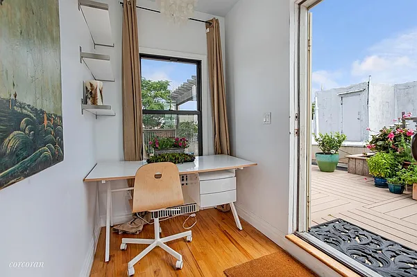 Rented by Corcoran | media 18