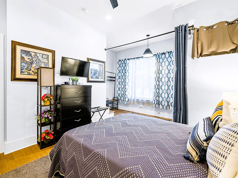1570 Cowart St #1570 — Photo 14