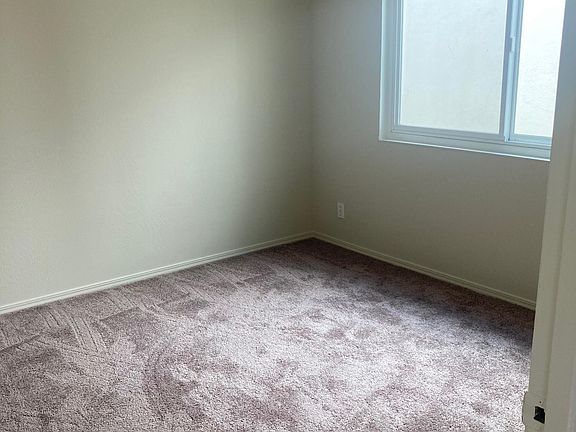 5th image of 772 Hillside Blvd APT 3