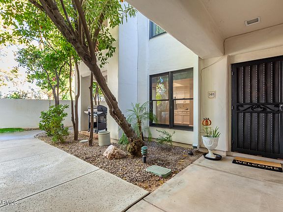 5th image of 5200 S LAKESHORE Drive #140