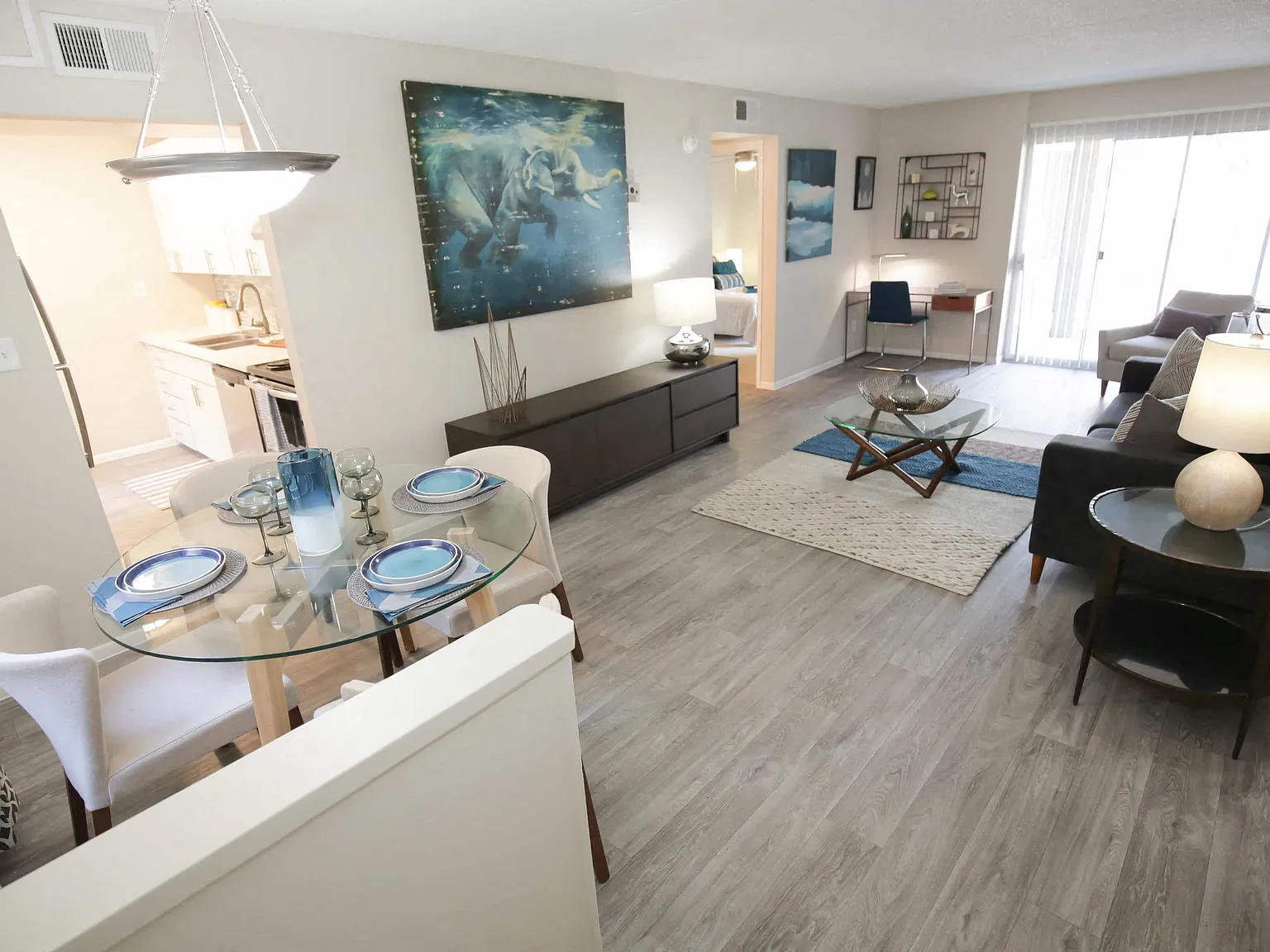 Arcadia Villa Apartments — Photo 4