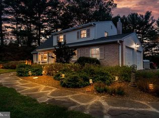 1345 Stillhouse Ln, Etters, PA 17319