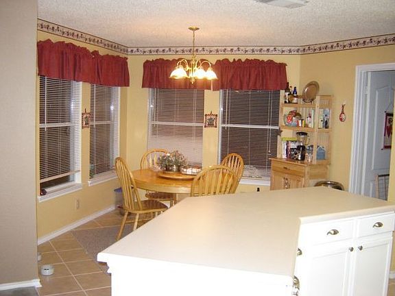 4th image of 9411 Wildstone Pl
