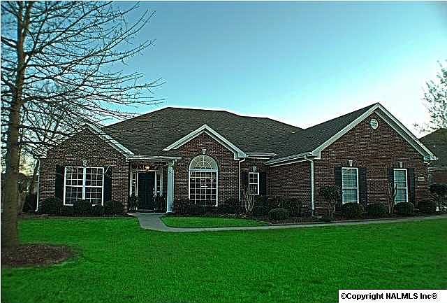 1st image of 5008 Willow Creek Dr SE