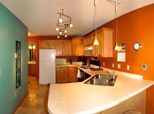 2422 Oakridge Cir, Hudson, WI 54016