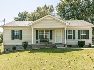 2378 Old Greenbrier Pike, Greenbrier, TN 37073
