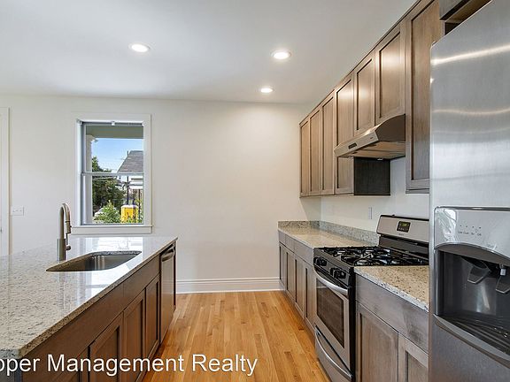 5th image of 4101 Willow St