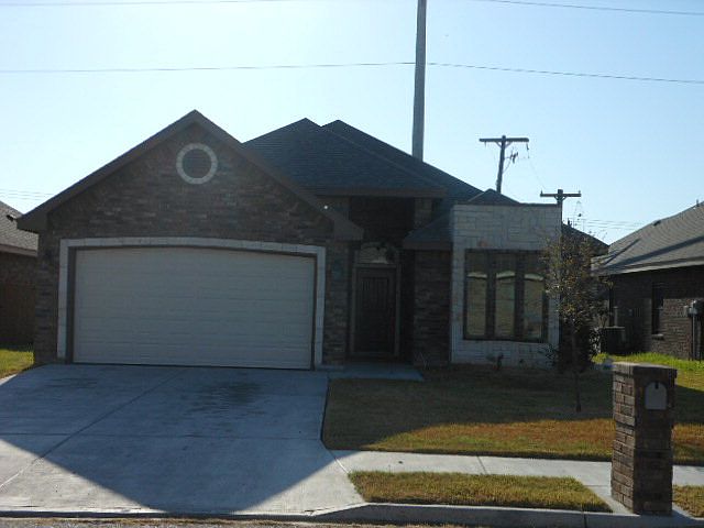 1st image of 4022 Largo Dr