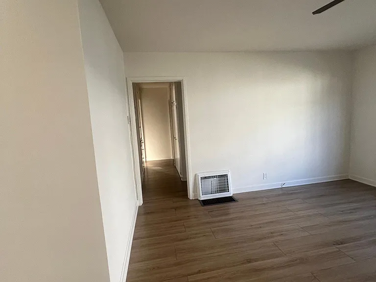 933 W Angeleno Ave #933 — Photo 8