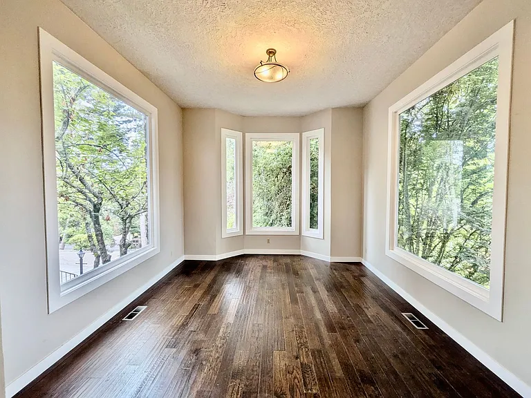 18132 Westview Dr — Photo 20