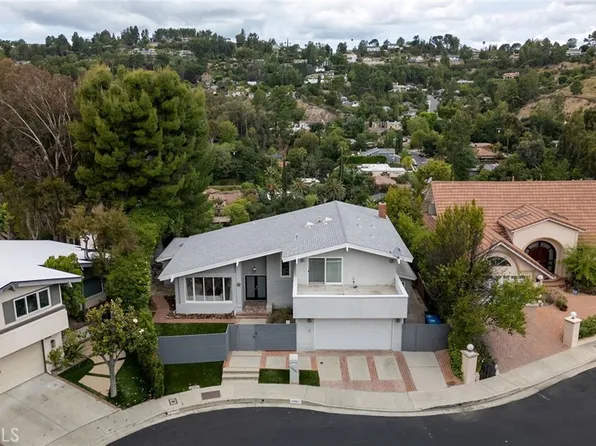 19281 Berclair Ln, Tarzana, CA 91356