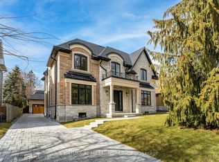 501 Avonwood Dr, Mississauga, ON L5G1Y8