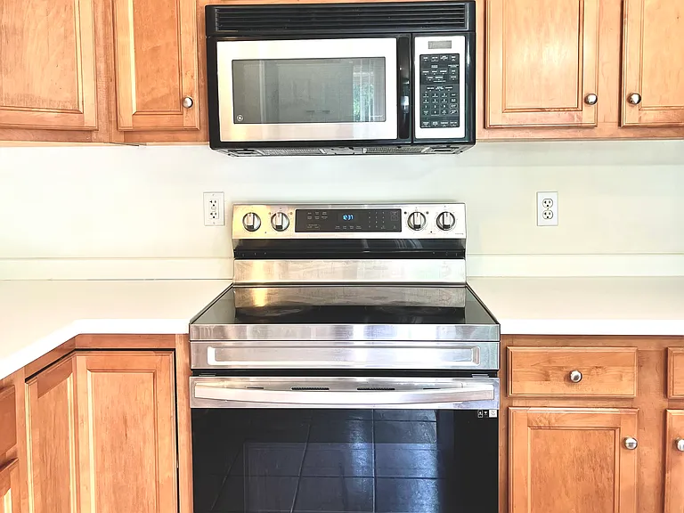 1291 Mohr Cir — Photo 9