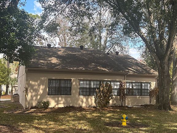 5th image of 6696 Pin Oak Ct