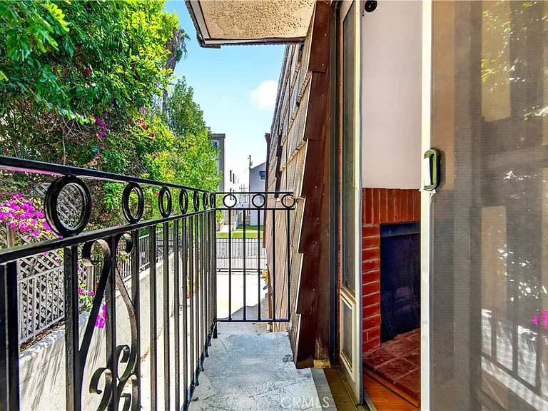4455 Vista Del Monte Ave — Photo 8