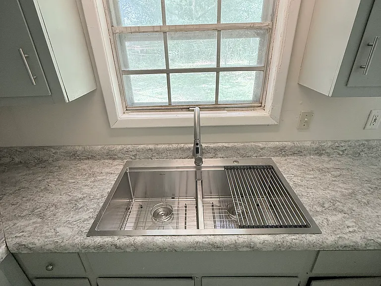 7700 Elder Ferry Rd — Photo 8