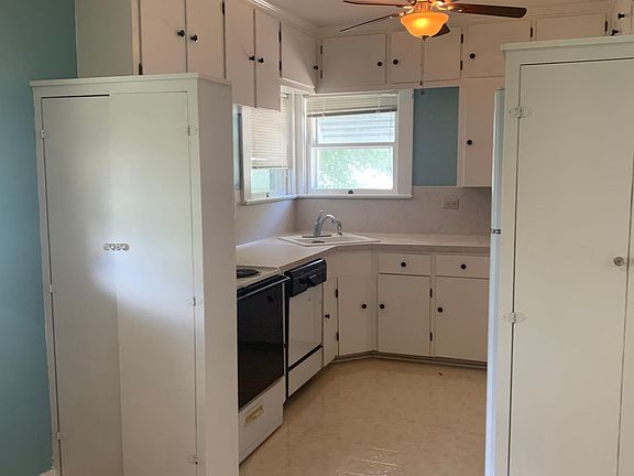 4th image of 405 E Goodwin Ave #1/2