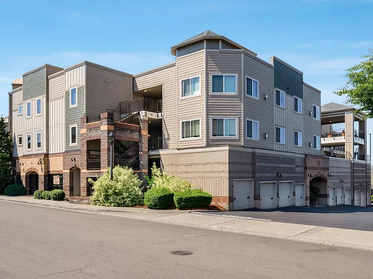 15325 NW Central Dr #211 — Photo 28