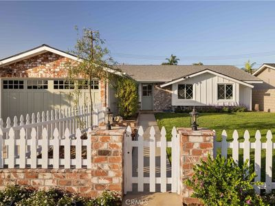 872 Senate St, Costa Mesa, CA, 92627