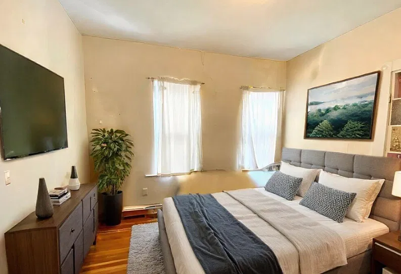 4 bed, $5,000 — Photo 4