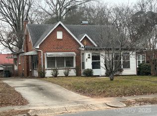 614 Morven Rd, Wadesboro, NC 28170