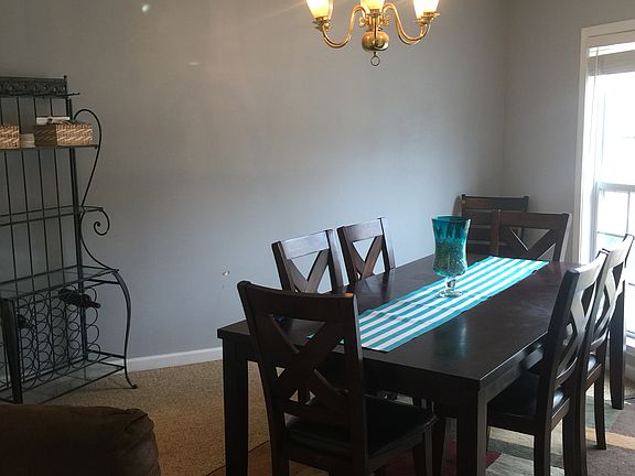 5th image of 505 Double Oak Dr