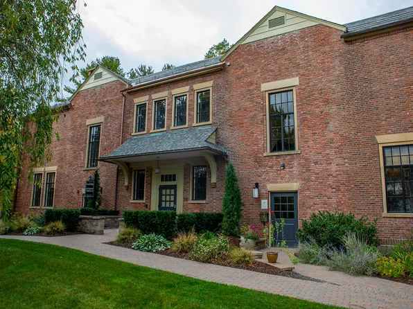 48 Round Hill Rd Suite 23, Northampton, MA 01060