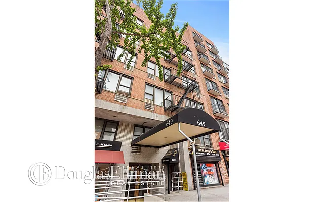 Sold by Douglas Elliman | media 10