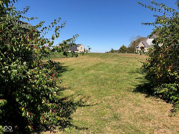 2nd image of 1872 Calvert Farms Dr