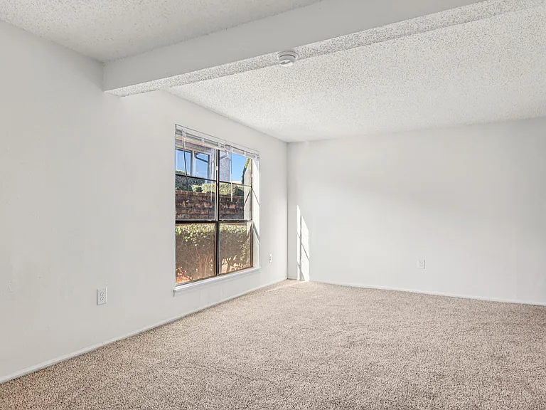 Andover Park Apartments — Photo 33