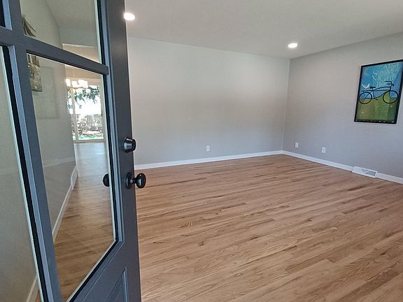 2nd image of 1211 Gard Pl