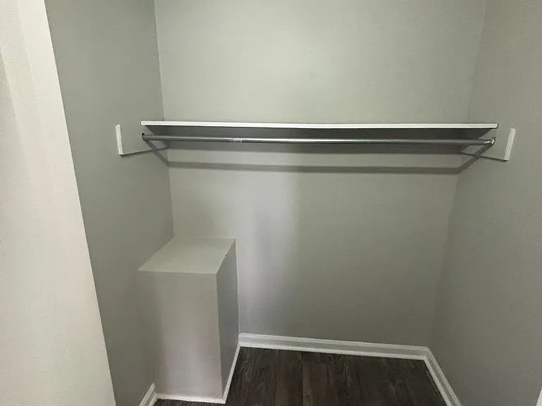 1237 Kendall Dr — Photo 22