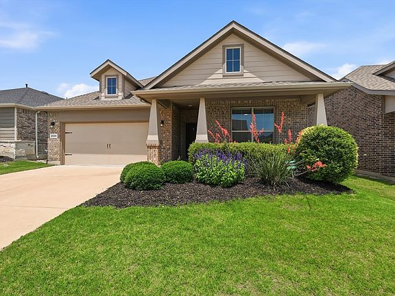 2nd image of 2524 Little Wonder Ln