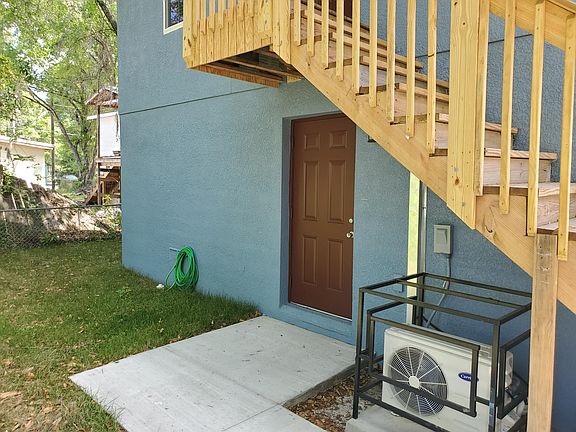 2nd image of 1404 E Renfro St #A
