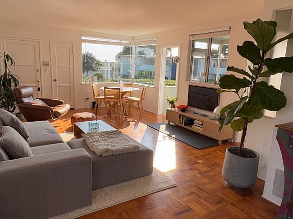 2nd image of 5255 La Jolla Hermosa Ave