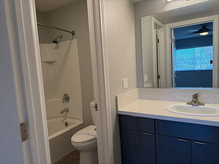 Countrywood Apartments — Photo 69