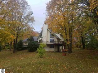 7440 Wyndfield Dr, Mancelona, MI 49659