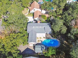 16 McLane Rd, Gulf Breeze, FL 32561