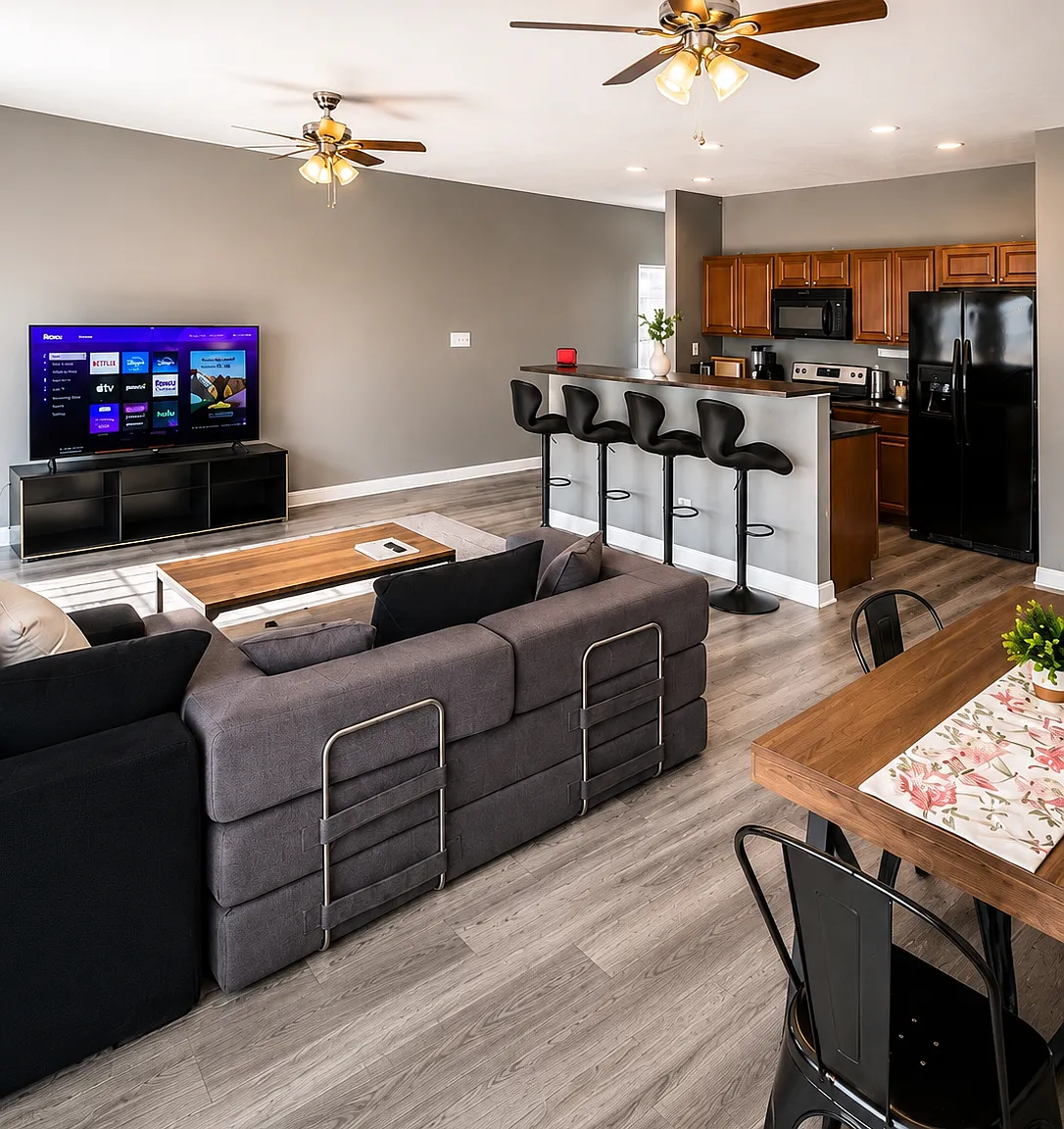 4 bed, 1629 sqft, $2,899 — Photo 1