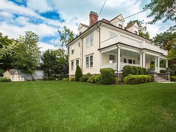 2nd image of 16 Oak Ave