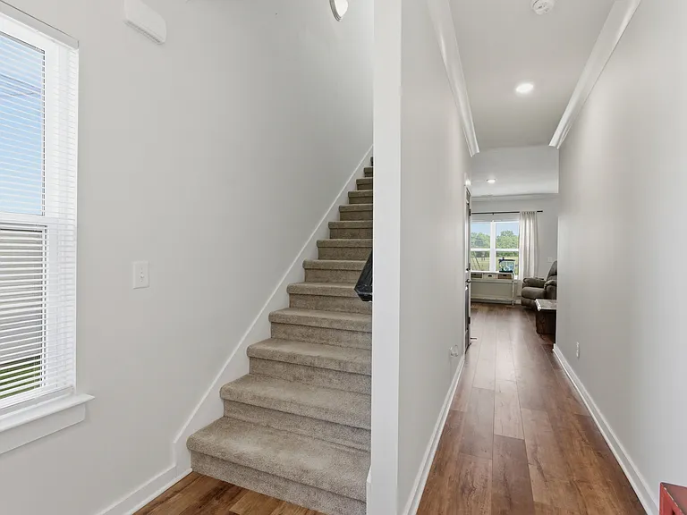 119 Triple Crown Ct — Photo 3