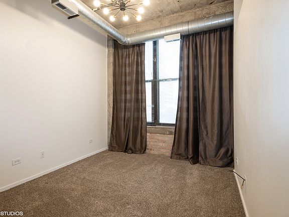 5th image of 1516 S Wabash Ave #407