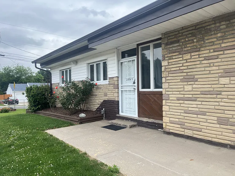 2810 Green St #1 — Photo 5
