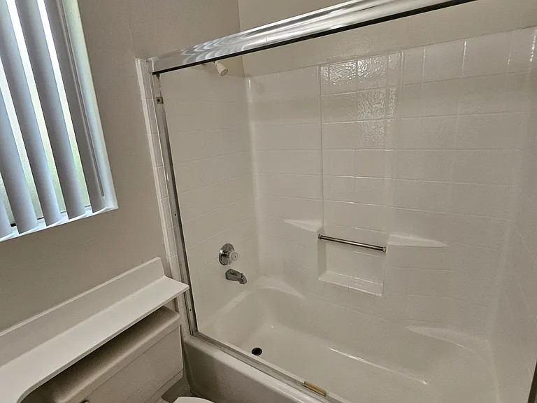 1140 Belmont Ave #4 — Photo 9